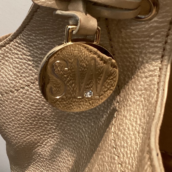 Stuart Weitzman gold handbag - Picture 3 of 7